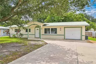 1130 Travis Ave, North Fort Myers, FL 33903 - Photo 2