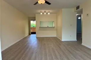 6142 Whiskey Creek Dr, Fort Myers, FL 33919 - Photo 4