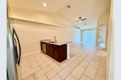 1314 SW Trafalgar Pkwy, Cape Coral, FL 33991 - Photo 8