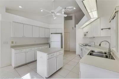 615 SE 19th Ct, Cape Coral, FL 33990 - Photo 20