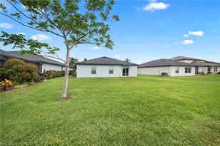 4216 Villa Rapallo Wy, North Fort Myers, FL 33917 - Photo 24
