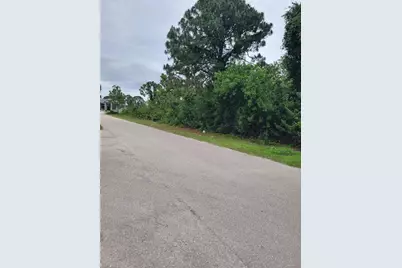 439 Lackey Ave S, Lehigh Acres, FL 33974 - Photo 4