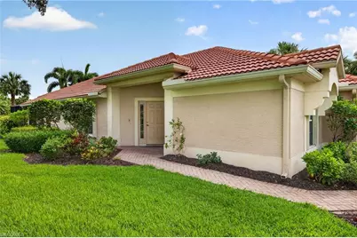9550 Hemingway Ln, Fort Myers, FL 33913 - Photo 4