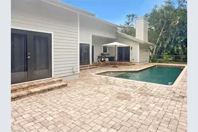 12446 McGregor Woods Cir, Fort Myers, FL 33908 - Photo 2