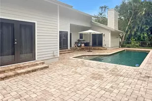 12446 McGregor Woods Cir, Fort Myers, FL 33908 - Photo 2
