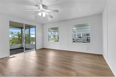 243 Tangerine Dr, Fort Myers, FL 33905 - Photo 16