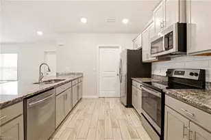 1024 NE 33rd Ln, Cape Coral, FL 33909 - Photo 18