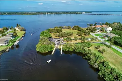 3175 Dwyer St, Port Charlotte, FL 33981 - Photo 6