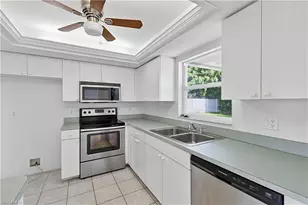 1401 SE 3rd St, Cape Coral, FL 33990 - Photo 6