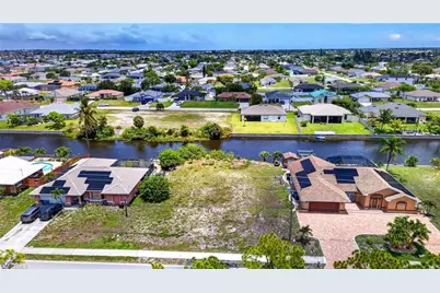601 Gleason Pkwy, Cape Coral, FL 33914 - Photo 8
