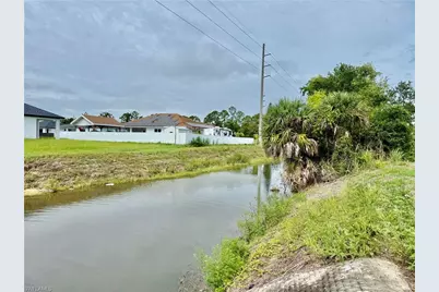 101 Curtis Ave N, Lehigh Acres, FL 33971 - Photo 2