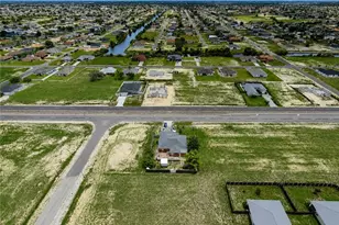 507 Diplomat Pkwy E, Cape Coral, FL 33909 - Photo 40