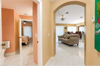 507 Diplomat Pkwy E, Cape Coral, FL 33909 - Photo 12