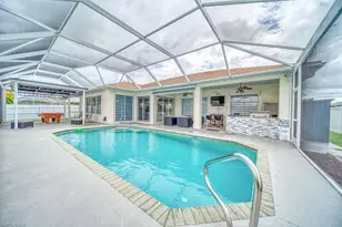 946 SE 23rd Pl, Cape Coral, FL 33990 - Photo 36