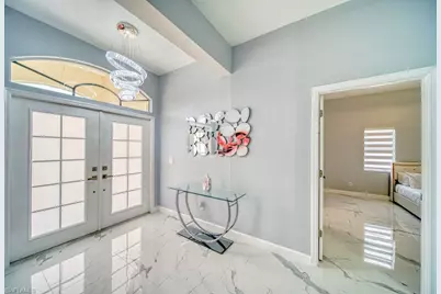 946 SE 23rd Pl, Cape Coral, FL 33990 - Photo 6
