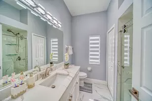 946 SE 23rd Pl, Cape Coral, FL 33990 - Photo 22