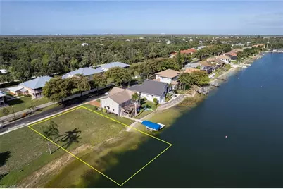 5090 Harborage Dr, Fort Myers, FL 33908 - Photo 4