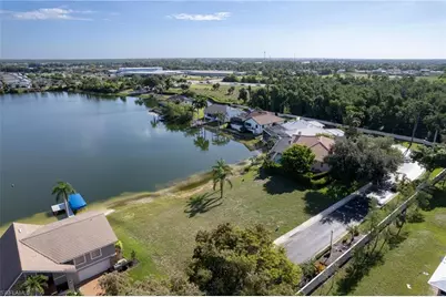 5090 Harborage Dr, Fort Myers, FL 33908 - Photo 8