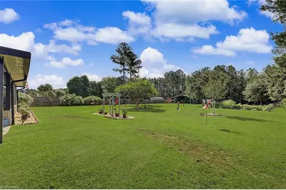 9915 Nichols Lake Rd, Milton, FL 32583 - Photo 26
