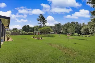 9915 Nichols Lake Rd, Milton, FL 32583 - Photo 26