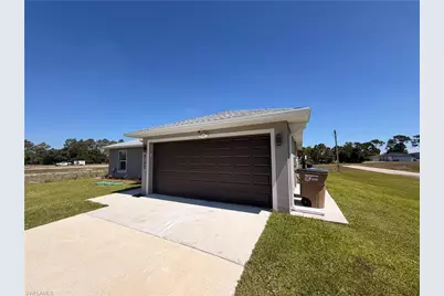 4702 Loraine Ave S, Lehigh Acres, FL 33976 - Photo 2