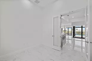 901 NW 33rd Pl, Cape Coral, FL 33993 - Photo 14