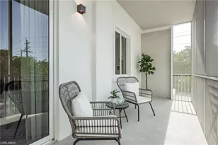 26589 Rosewood Pointe Dr, Bonita Springs, FL 34135 - Photo 8