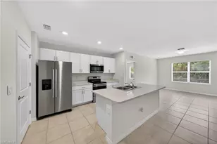 18546 Marlin Kite Ln, North Fort Myers, FL 33917 - Photo 2
