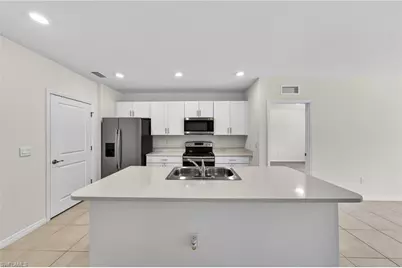 18546 Marlin Kite Ln, North Fort Myers, FL 33917 - Photo 10