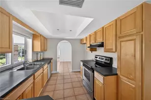 1513 SW 52nd Ln, Cape Coral, FL 33914 - Photo 14