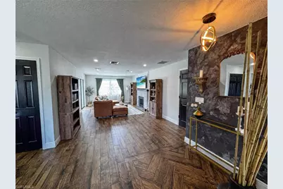 1019 Wyomi Dr, Fort Myers, FL 33919 - Photo 6