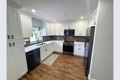 1019 Wyomi Dr, Fort Myers, FL 33919 - Photo 4