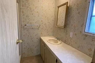234 Lamplighter Ln, North Fort Myers, FL 33917 - Photo 16