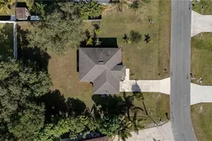 824 Umber Dr, Fort Myers, FL 33913 - Photo 20