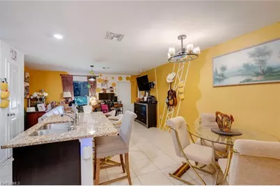 824 Umber Dr, Fort Myers, FL 33913 - Photo 6