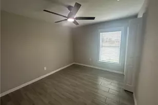 3804 NE 9th Pl, Cape Coral, FL 33909 - Photo 6