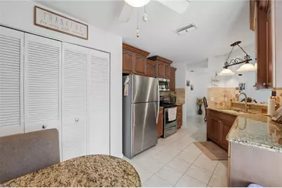 1212 SW 13th St, Cape Coral, FL 33991 - Photo 10
