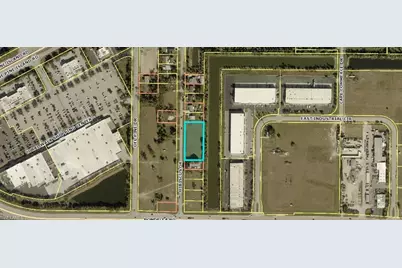 1270 Hibiscus Dr, Cape Coral, FL 33909 - Photo 1