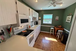1515 Edgewater Cir, Fort Myers, FL 33919 - Photo 12