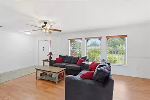 139 SE 30th St, Cape Coral, FL 33904 - Photo 10