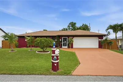 139 SE 30th St, Cape Coral, FL 33904 - Photo 1