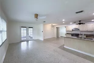 1637 S Mayfair Rd, Fort Myers, FL 33919 - Photo 10