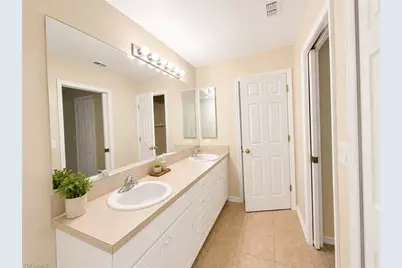 4141 NE 19th Pl, Cape Coral, FL 33909 - Photo 6