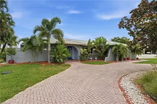 6114 Deer Run, Fort Myers, FL 33908 - Photo 1