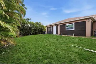 403 SW 28th Pl, Cape Coral, FL 33991 - Photo 16