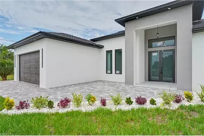 3500 NE 17th Pl, Cape Coral, FL 33909 - Photo 2