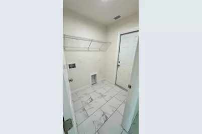 3305 SW 15th Pl, Cape Coral, FL 33914 - Photo 32