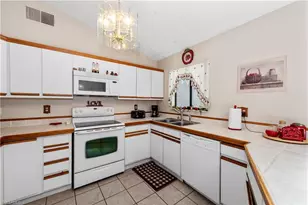 171 SE 4th St, Cape Coral, FL 33990 - Photo 10