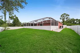 539 Summit Ave S, Lehigh Acres, FL 33974 - Photo 28