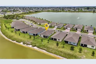 628 Parkshore Lake Ave, Cape Coral, FL 33993 - Photo 4